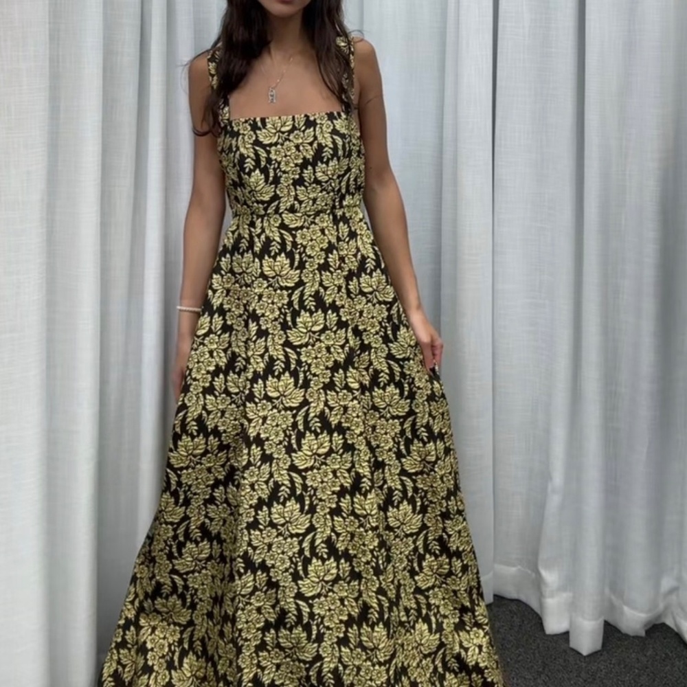AIice and Olivia Gown